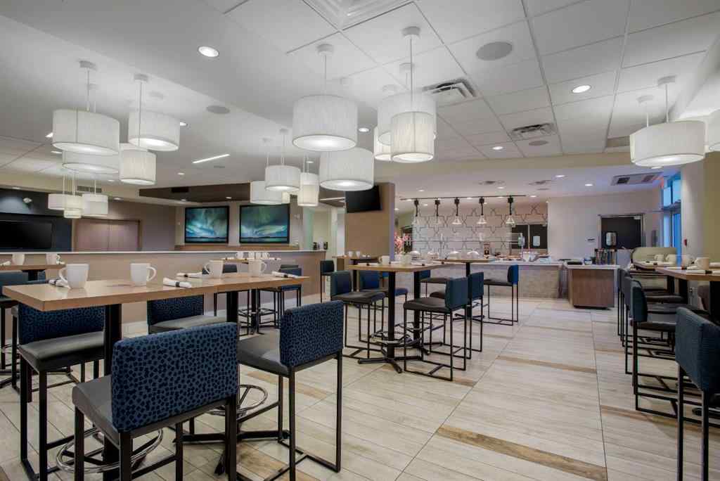 MLS® A2145265 - Unit #200 420 Taiganova Crescent  in Taiga Nova Eco-Industrial Park Fort McMurray, Commercial