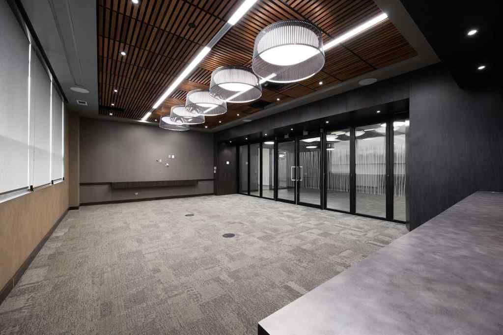 MLS® A2145273 - Unit #400 420 Taiganova Crescent  in Taiga Nova Eco-Industrial Park Fort McMurray, Commercial