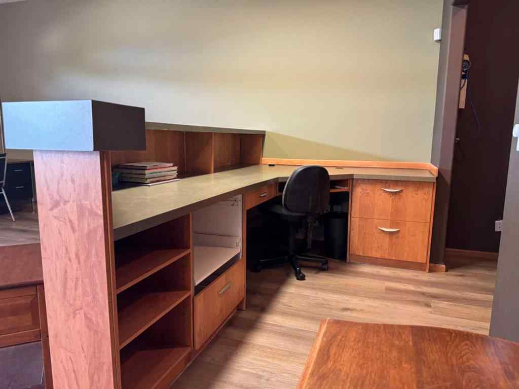 MLS® A2145842 - 5023 50 Avenue  in Breton Breton, Commercial