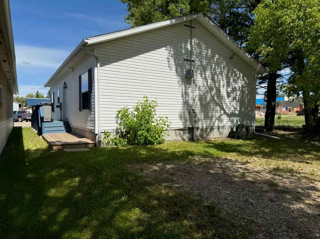 MLS® A2145842 - 5023 50 Avenue  in Breton Breton, Commercial