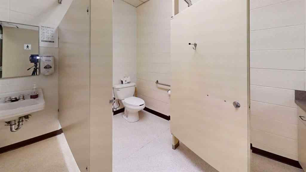 MLS® A2146178 - 5018 2nd St.  W in NONE Claresholm, Commercial