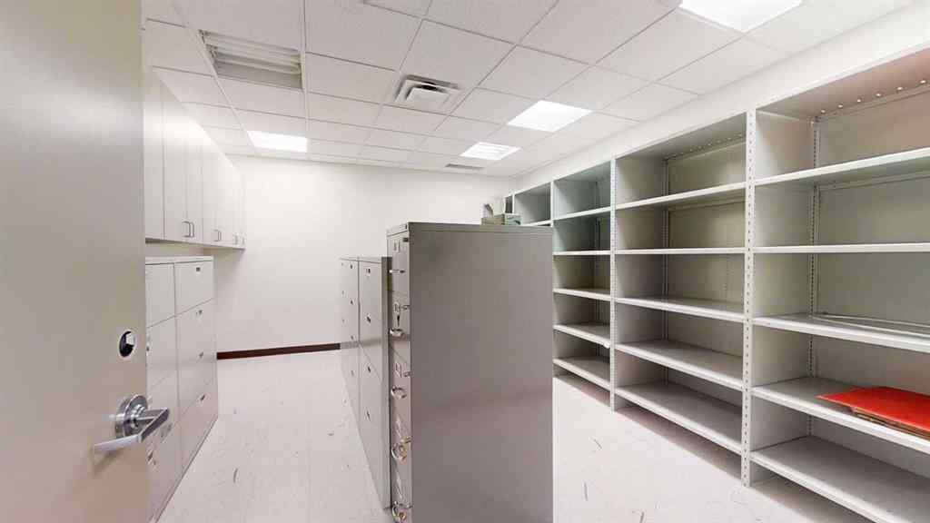 MLS® A2146178 - 5018 2nd St.  W in NONE Claresholm, Commercial