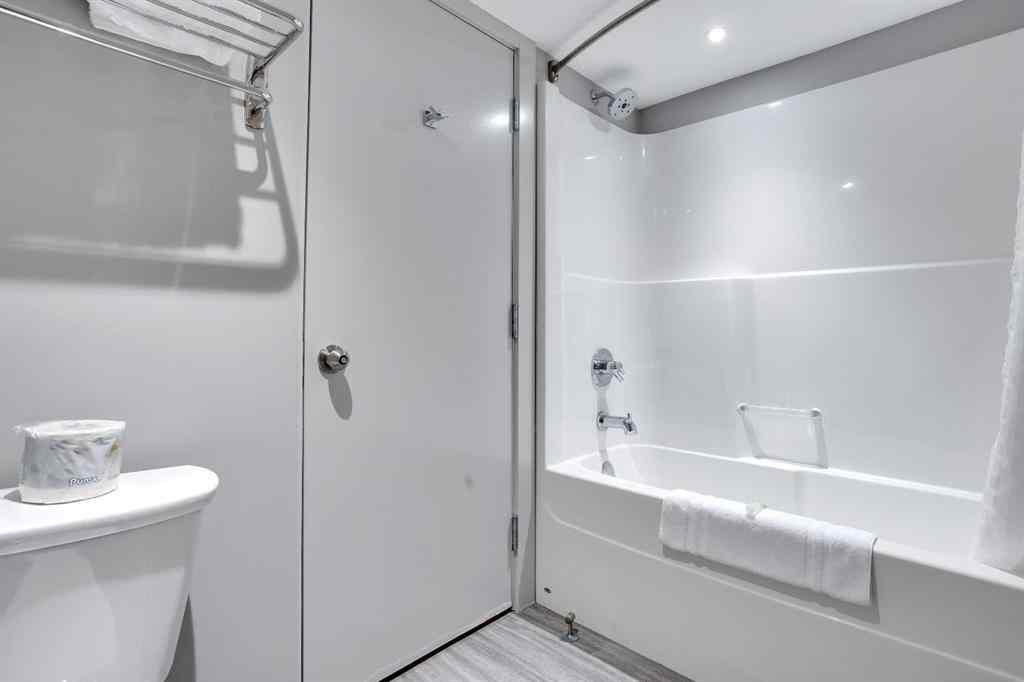 MLS® A2147396 - 8538 Franklin Avenue  in Downtown Fort McMurray, Commercial