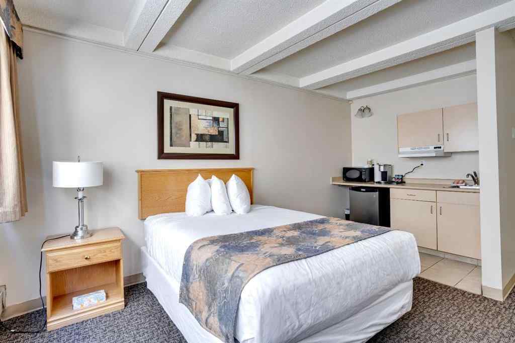 MLS® A2147396 - 8538 Franklin Avenue  in Downtown Fort McMurray, Commercial