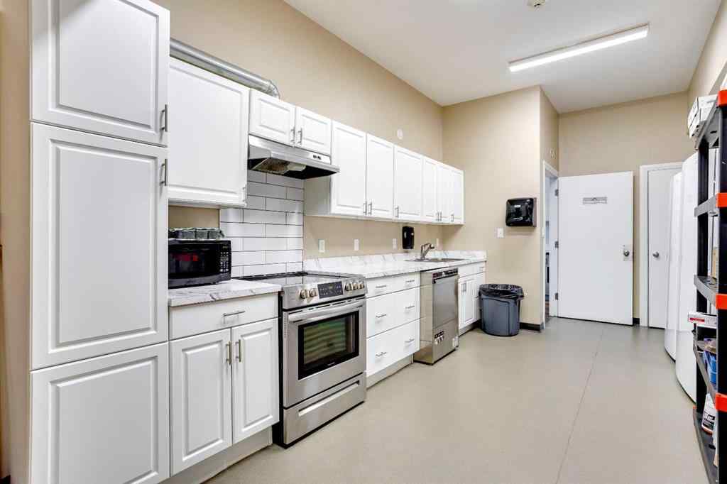 MLS® A2147396 - 8538 Franklin Avenue  in Downtown Fort McMurray, Commercial