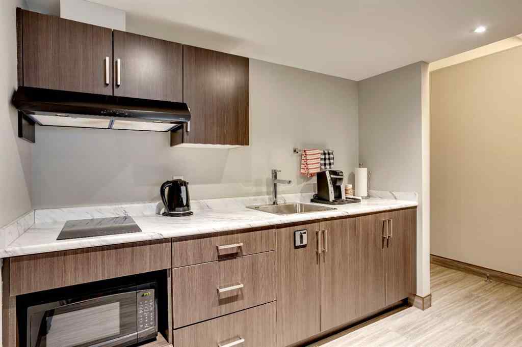 MLS® A2147396 - 8538 Franklin Avenue  in Downtown Fort McMurray, Commercial