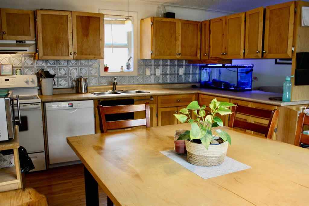 MLS® A2147929 - 112 1st Avenue E in NONE Neilburg, Residential
