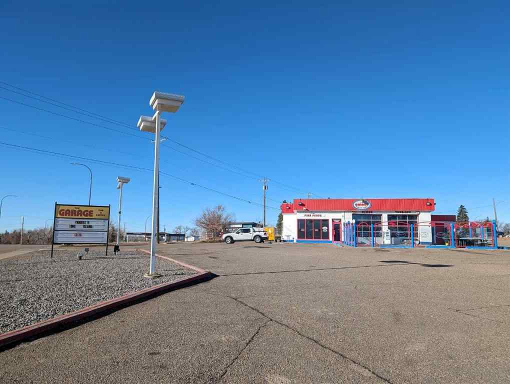 MLS® A2148389 - 710 Gershaw Drive SW in SW Hill Medicine Hat, Commercial