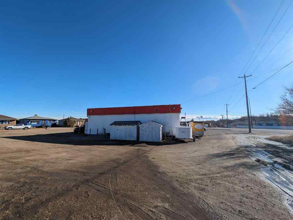 MLS® A2148389 - 710 Gershaw Drive SW in SW Hill Medicine Hat, Commercial