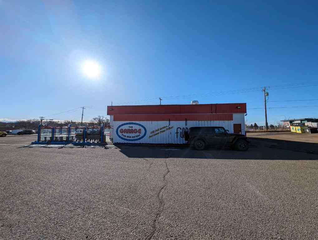 MLS® A2148416 - 710 Gershaw Drive SW in SW Hill Medicine Hat, Commercial
