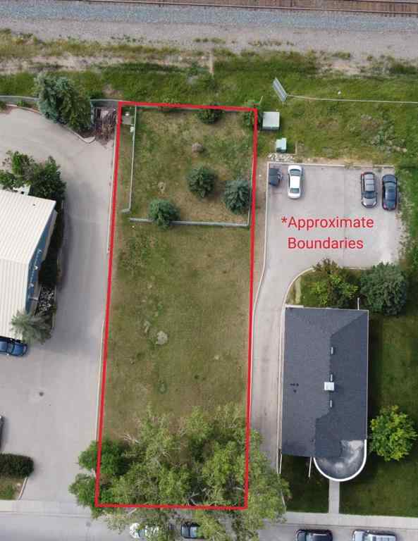 MLS® A2150001 - 313 FIRST Street E in East End Cochrane, Commercial
