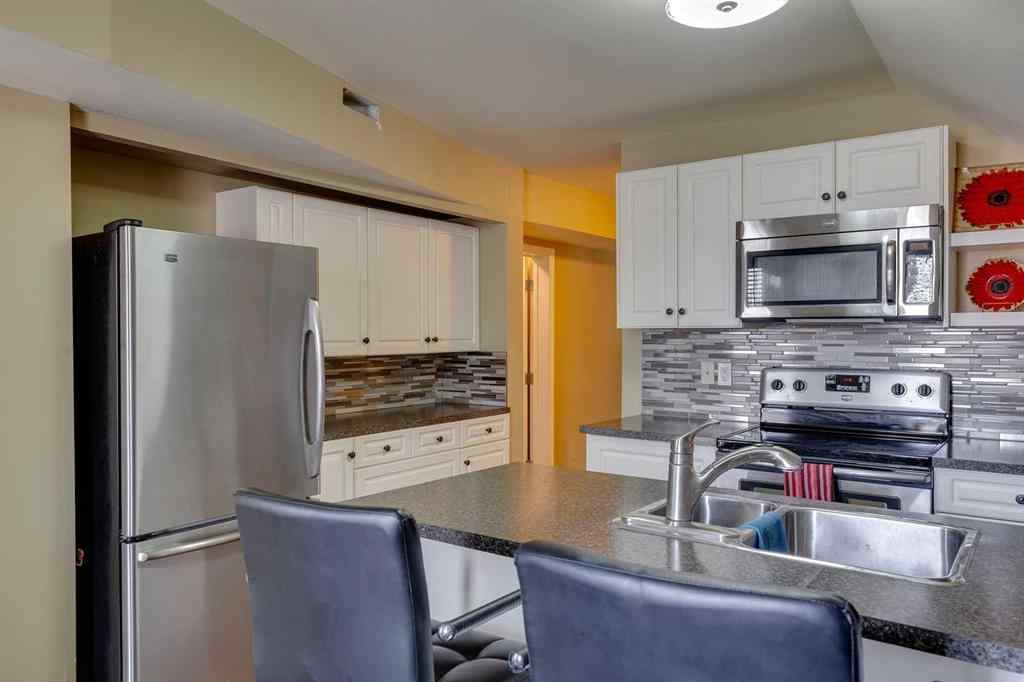 MLS® A2150026 - 102 Railway Avenue E in NONE Carseland, Residential