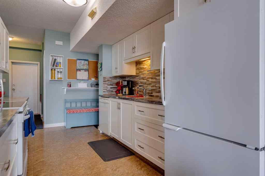 MLS® A2150026 - 102 Railway Avenue E in NONE Carseland, Residential