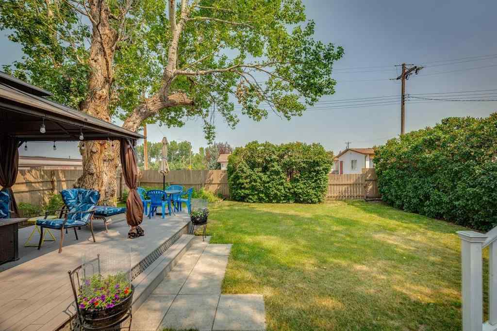 MLS® A2150026 - 102 Railway Avenue E in NONE Carseland, Residential