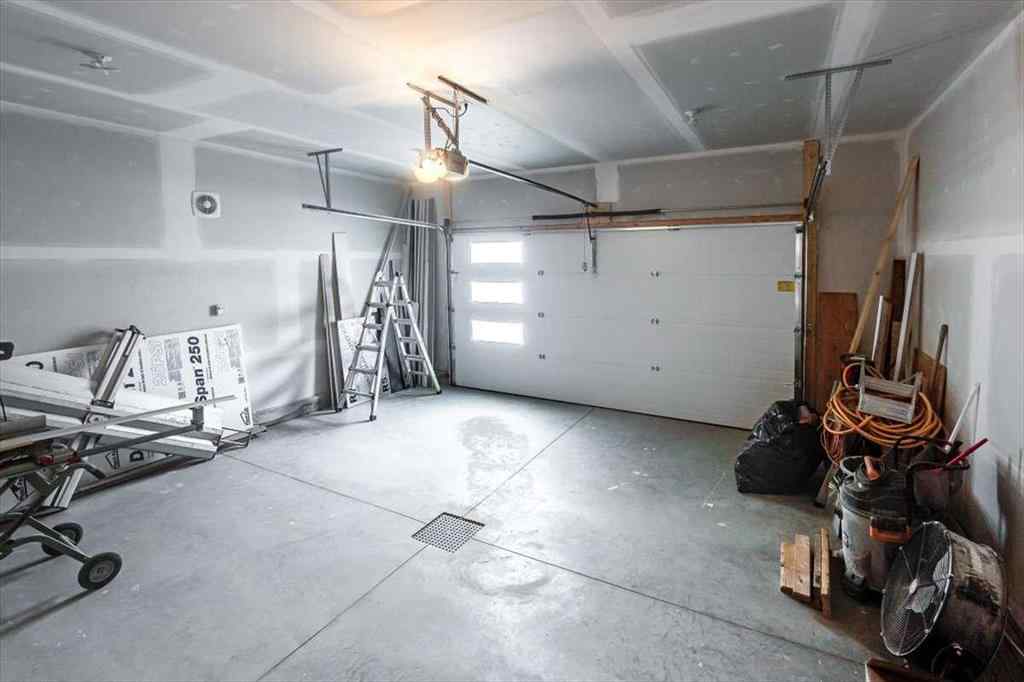MLS® A2150555 - 2 Evron Place  in NONE Trochu, Residential
