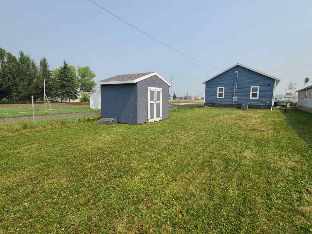 MLS® A2150708 - 10006 100 Street  in Northern Sunrise County Nampa, Residential
