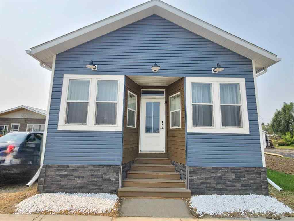 MLS® A2150708 - 10006 100 Street  in Northern Sunrise County Nampa, Residential