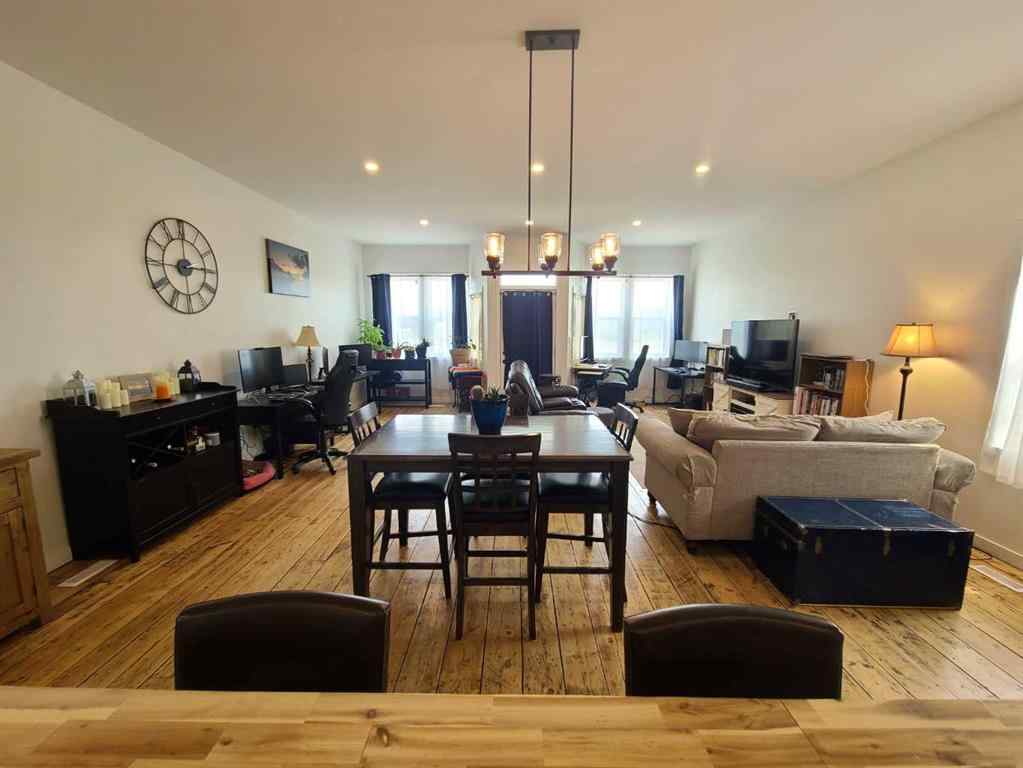 MLS® A2150708 - 10006 100 Street  in Northern Sunrise County Nampa, Residential