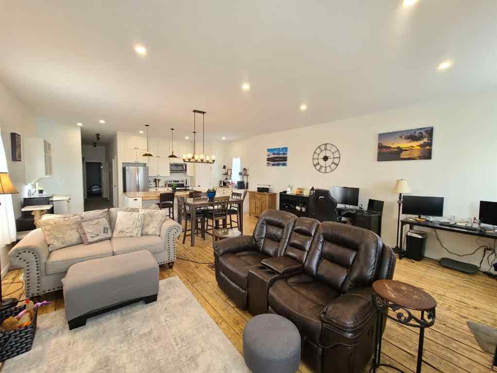 MLS® A2150708 - 10006 100 Street  in Northern Sunrise County Nampa, Residential