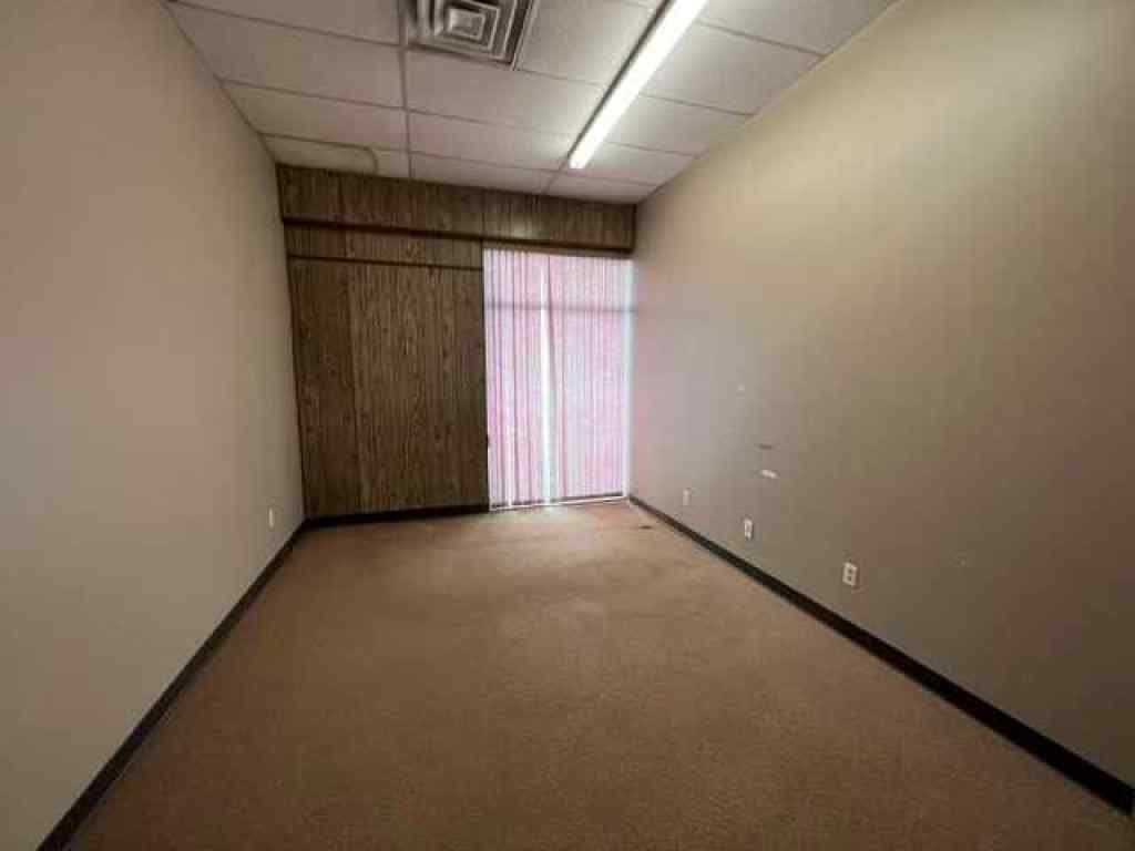 MLS® A2151910 - 5124 47 Avenue  in NONE Spirit River, Commercial