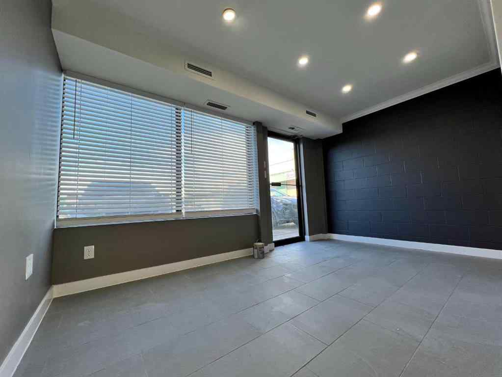 MLS® A2152400 - Unit #11 7895 49 Avenue  in Northlands Industrial Park Red Deer, Commercial