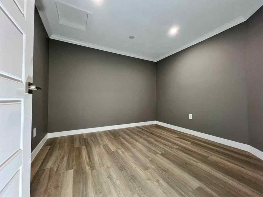 MLS® A2152400 - Unit #11 7895 49 Avenue  in Northlands Industrial Park Red Deer, Commercial