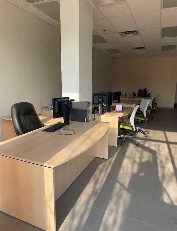 MLS® A2153607 - Unit #107 2308 Centre Street NE in Tuxedo Park Calgary, Commercial