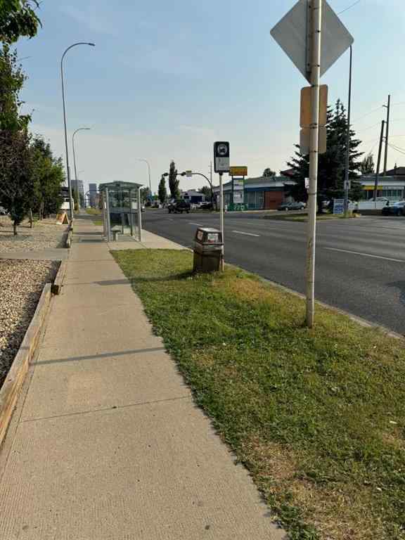 MLS® A2153607 - Unit #107 2308 Centre Street NE in Tuxedo Park Calgary, Commercial