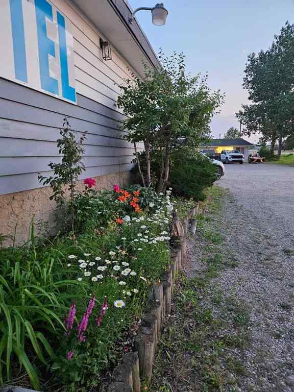 MLS® A2154711 - 115 2 Street SE in NONE Vulcan, Commercial