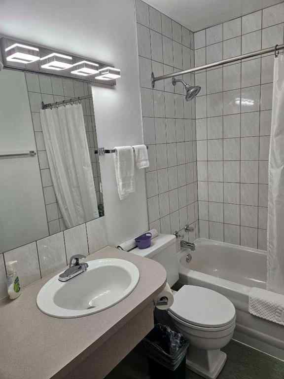 MLS® A2154711 - 115 2 Street SE in NONE Vulcan, Commercial