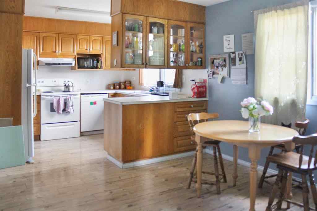 MLS® A2155262 - 4840 48 Street  in Hardisty Hardisty, Residential