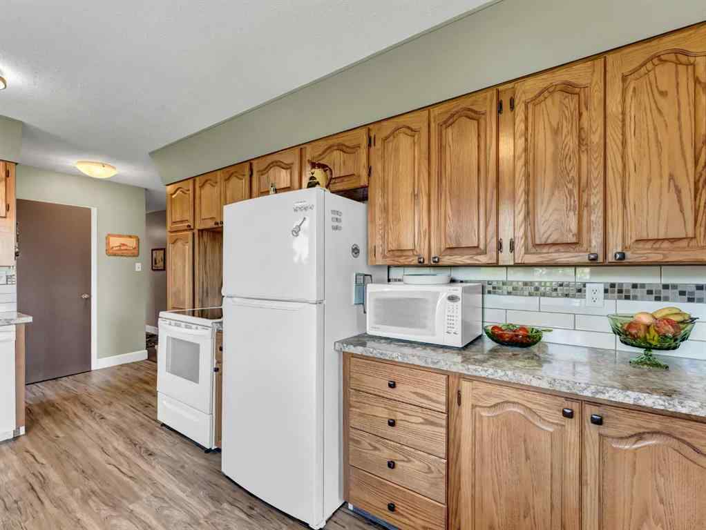MLS® A2156132 - 11507 Range Road 75   in NONE Rural Cypress County, Residential
