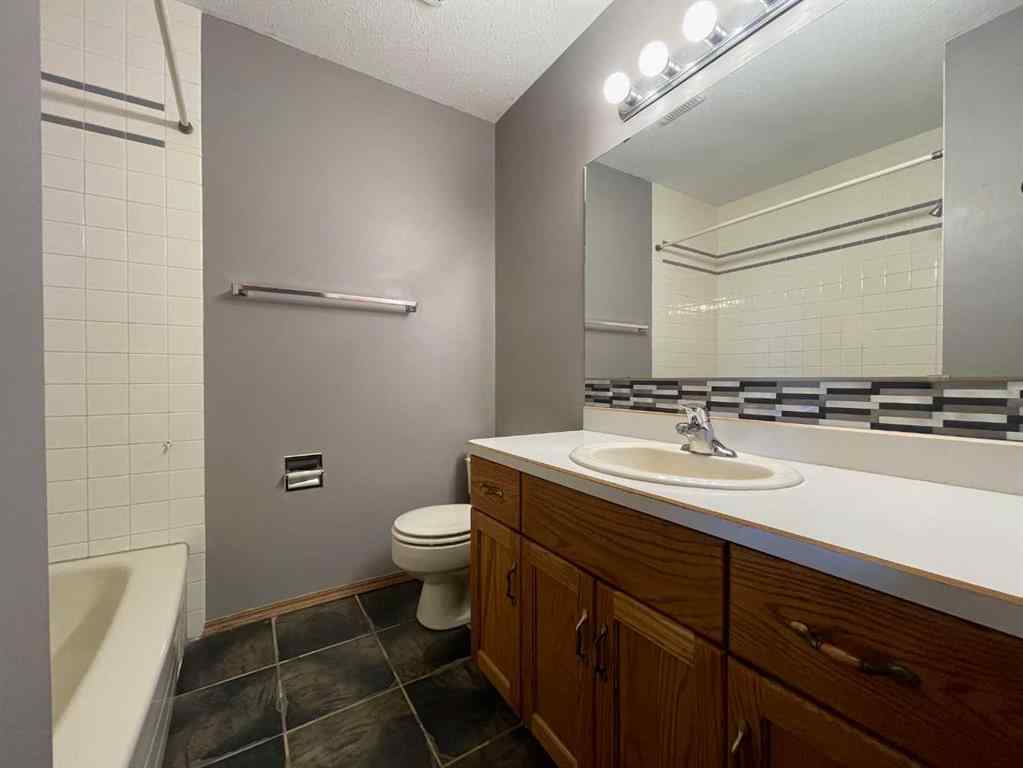 MLS® A2156535 - 107 Assiniboine Drive  in NONE Swan Hills, Residential