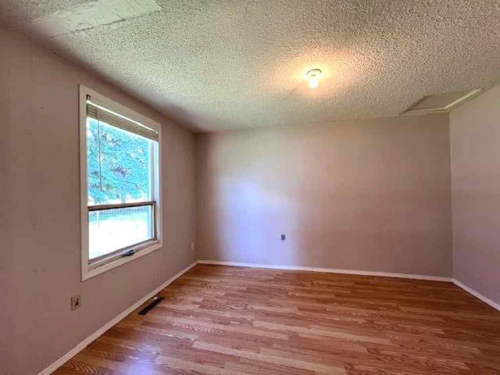 MLS® A2157129 - 5305 51 Street  in NONE Edgerton, Residential