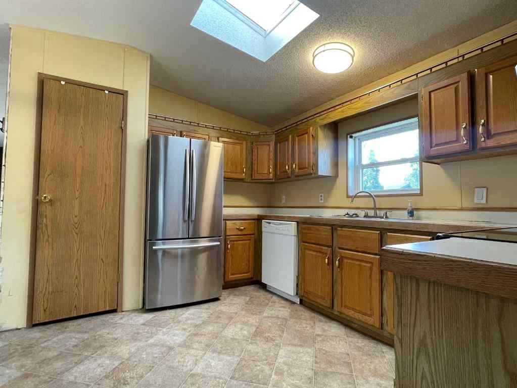 MLS® A2157245 - 5308 46 Street  in NONE Whitecourt, Residential