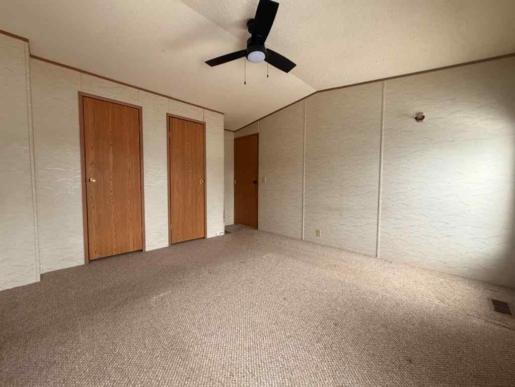 MLS® A2157245 - 5308 46 Street  in NONE Whitecourt, Residential