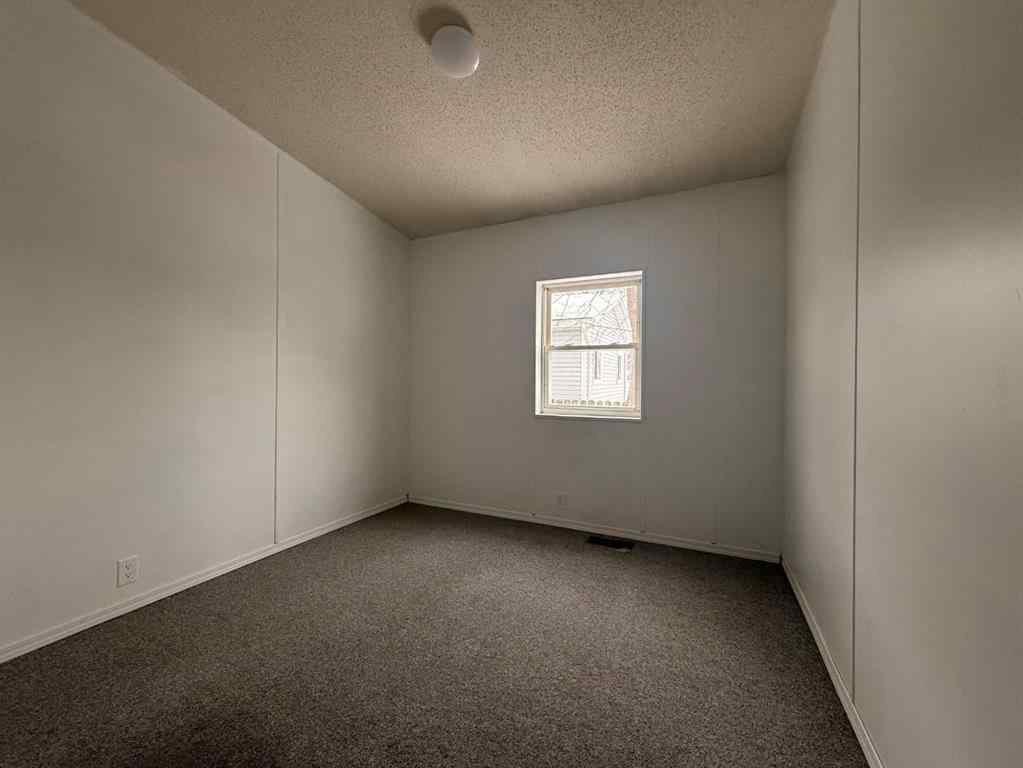 MLS® A2157245 - 5308 46 Street  in NONE Whitecourt, Residential