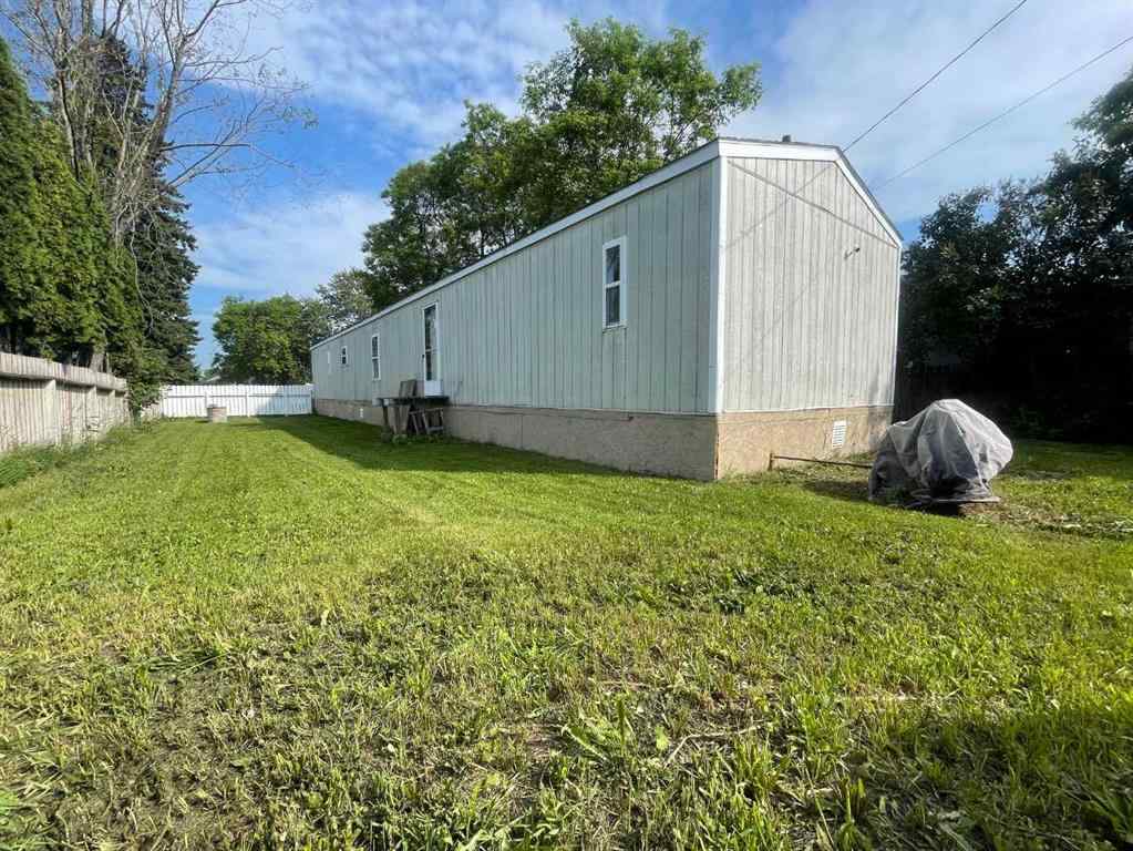 MLS® A2157245 - 5308 46 Street  in NONE Whitecourt, Residential