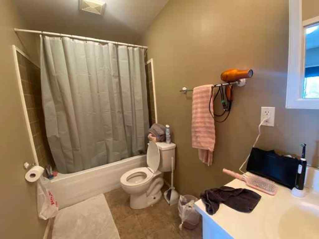 MLS® A2157445 - 221 Centre Street  in NONE Tilley, Commercial