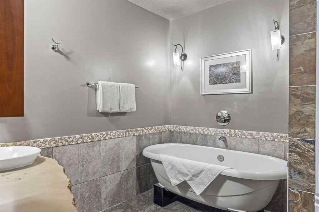 MLS® A2157896 - Unit #305 191 Kananaskis Way  in Bow Valley Trail Canmore, Residential
