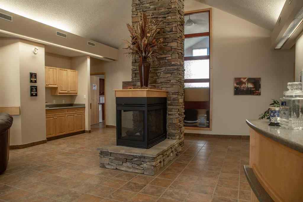 MLS® A2157909 - 11004 97 Street  in NONE High Level, Commercial