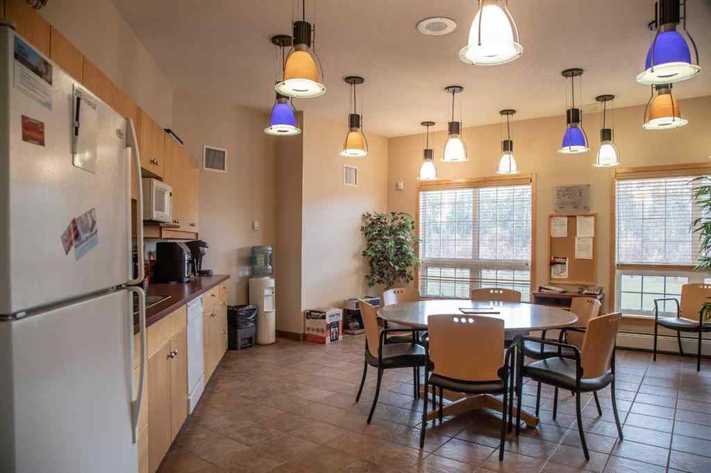 MLS® A2157909 - 11004 97 Street  in NONE High Level, Commercial