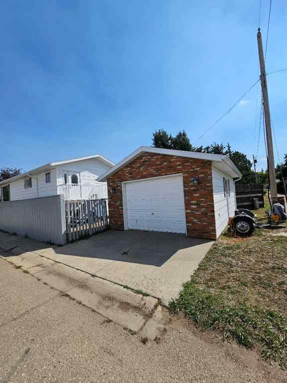 MLS® A2158988 - 437 Main Street  in NONE Milk River, Residential