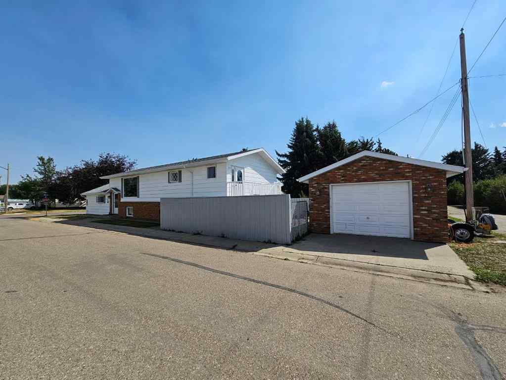 MLS® A2158988 - 437 Main Street  in NONE Milk River, Residential