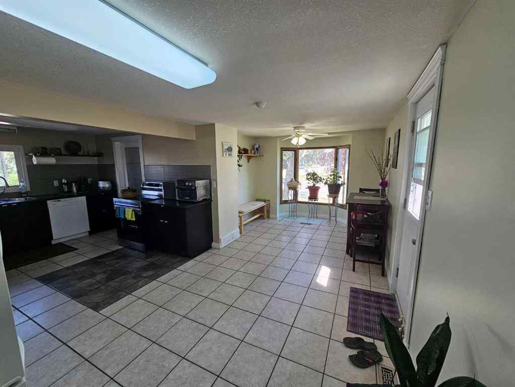 MLS® A2158988 - 437 Main Street  in NONE Milk River, Residential