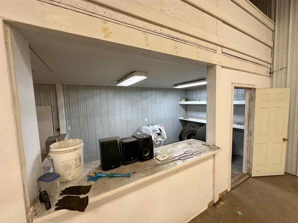 MLS® A2159453 - 104 67048 Mission Road   in Lac La Biche Lac La Biche, Commercial