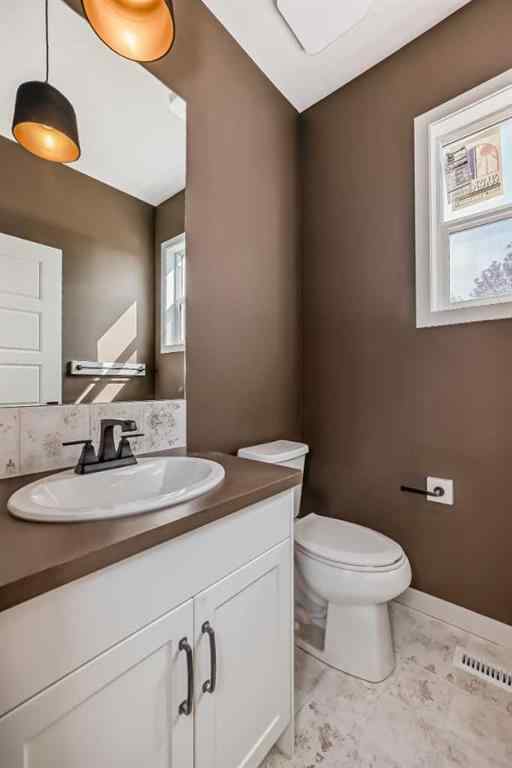 MLS® A2159766 - 35 White Pelican Way  in Lake McGregor Country Estates Rural Vulcan County, Residential