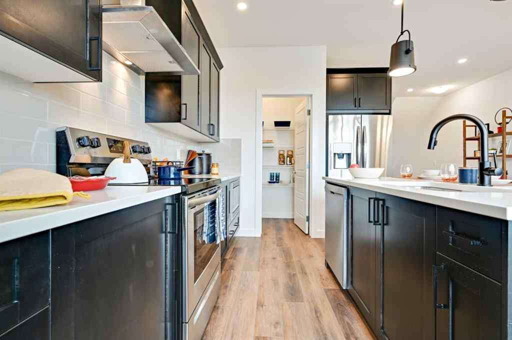 MLS® A2160056 - 798 Alpine Avenue SW in Alpine Park Calgary, Residential