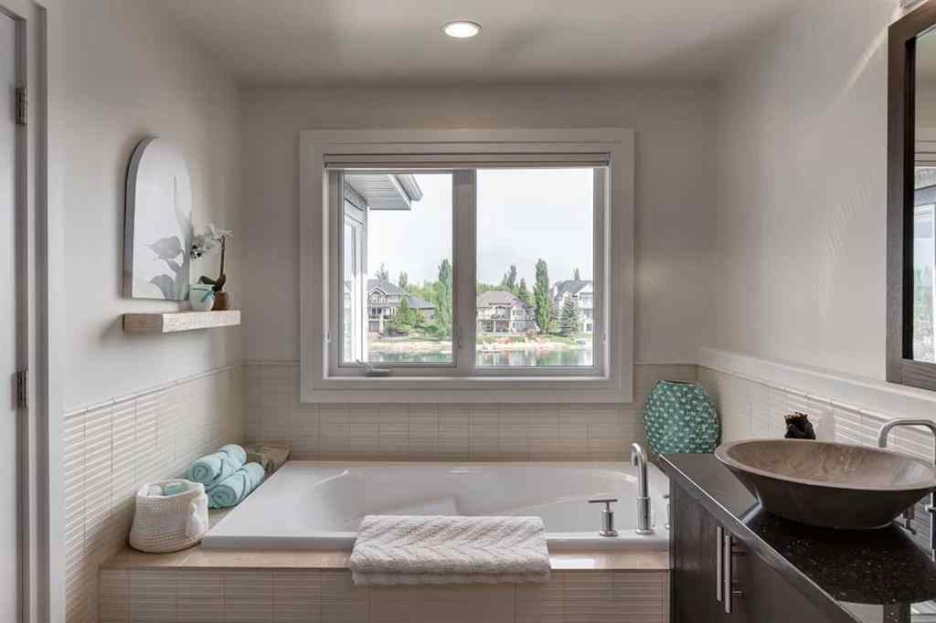 MLS® A2160365 - 68 Heritage Lake Shores  in NONE Heritage Pointe, Residential
