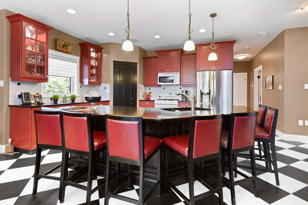 MLS® A2160822 - 210 6 Avenue  in Elkwater Rural Cypress County, Residential